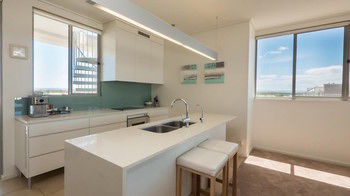 White Shells Luxury Apartments - Accommodation Asia 58