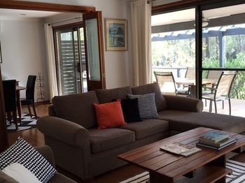 Buffs At Pokolbin - Accommodation Asia 20