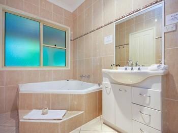 The Acreage B&B - Accommodation China 7