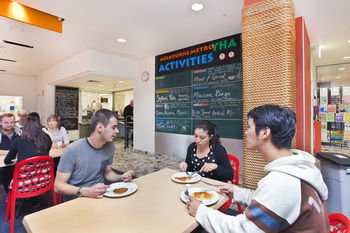 Melbourne Metro YHA - Hostel - Accommodation Asia 4