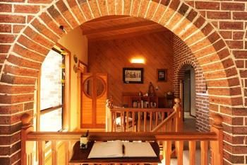 Rooftops Bed & Breakfast - Accommodation Guide 5