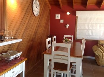 Rooftops Bed & Breakfast - Accommodation Guide 12