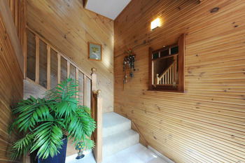 Rooftops Bed & Breakfast - Accommodation Guide 22