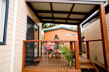 Discovery Parks â€“ Emerald Beach - Accommodation Asia 14