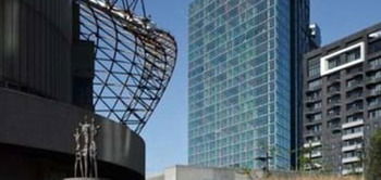 D'One Luxury Apartments - Accommodation Guide 8