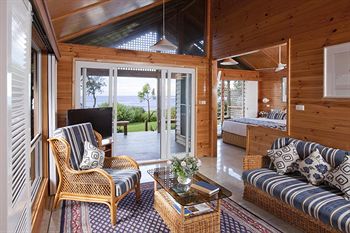 Kims Beachside Lodges - Accommodation Asia 6