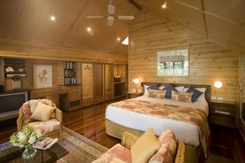 Kims Beachside Lodges - Accommodation Asia 11