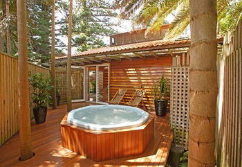 Kims Beachside Lodges - Accommodation Asia 16