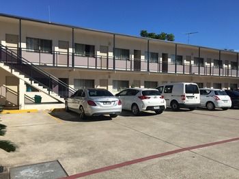 Westside Motor Inn - Accommodation Asia 13