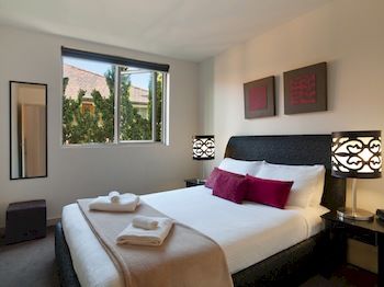 Catani 2 - Accommodation China 1