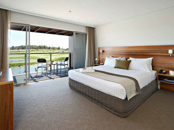 Magenta Studio Room - Accommodation Asia 2