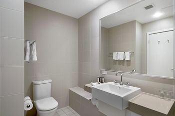 Magenta Studio Room - Accommodation Asia 9