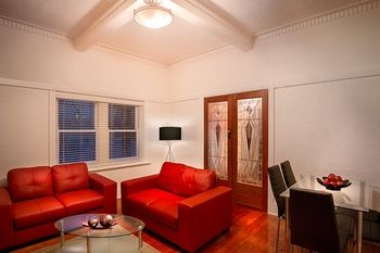 Como Court By Crest - Accommodation China 4