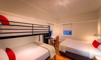 Como Court By Crest - Accommodation China 6