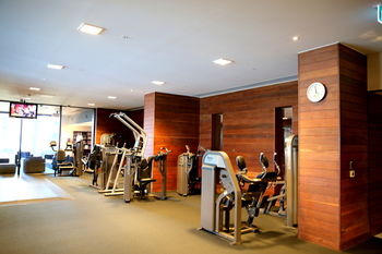 UrbanMinder @ Freshwater Place - Accommodation Asia 1