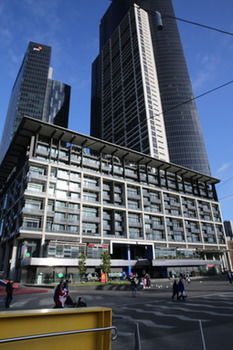 UrbanMinder @ Freshwater Place - Accommodation Asia 9