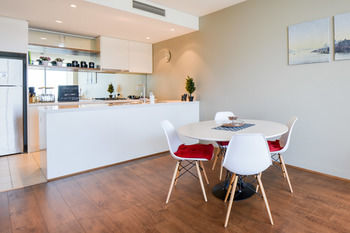 UrbanMinder @ Freshwater Place - Accommodation Asia 16