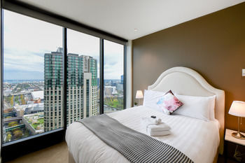 UrbanMinder @ Freshwater Place - Accommodation Asia 32