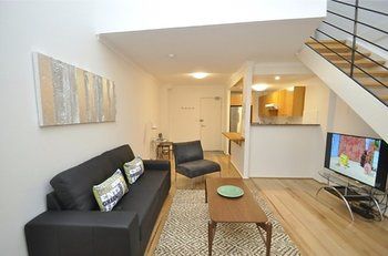 Darlinghurst 411 Pop Furnished Apartment - Accommodation Asia 4