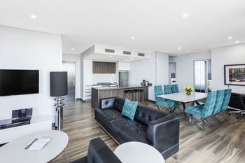 Meriton Serviced Apartments Chatswood - Accommodation Guide 26