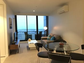 Homy Apartments Melbourne - Accommodation China 3