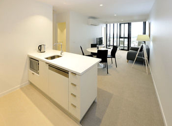 Homy Apartments Melbourne - Accommodation China 28