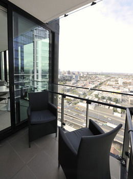 Homy Apartments Melbourne - Accommodation China 94