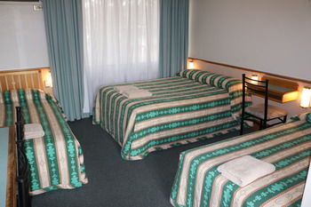 The Hermitage Motel - Accommodation China 3