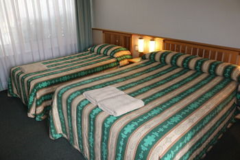 The Hermitage Motel - Accommodation China 10