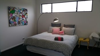 Zebula Gloucester - Accommodation Guide 8