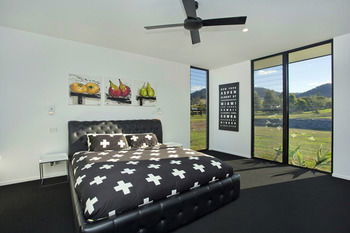 Zebula Gloucester - Accommodation Guide 12