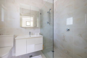 Getaway Holiday Campsie - Accommodation Asia 15