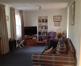 Cascade Cottage - Accommodation Guide 0