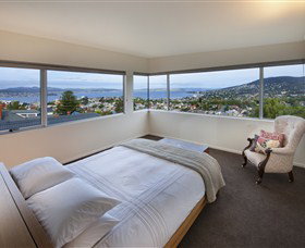 Library House - Accommodation Guide 2