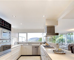 Library House - Accommodation Guide 4