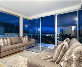 Library House - Accommodation Guide 5