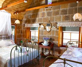 Oatlands Manor - Accommodation China 1