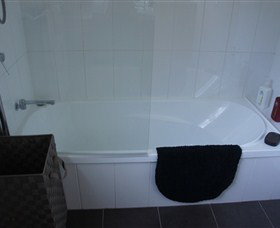 Tranquility Waters - Accommodation Guide 2