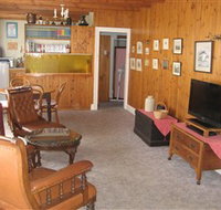 Grove - The - Accommodation Guide