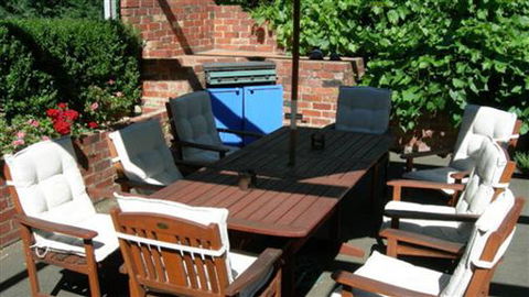 Airleigh-Rose Cottage - Accommodation Asia 3