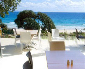 Stradbroke Island Beach Hotel Spa Resort - Accommodation Guide 2