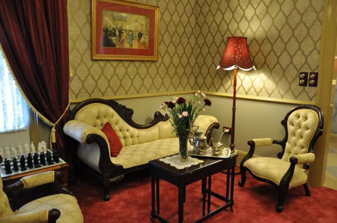 Bli Bli House Luxury Accommodation - Accommodation Guide 9