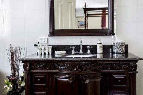 Bli Bli House Luxury Accommodation - Accommodation Guide 17