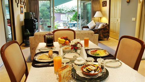 Woodland By The Bay - Accommodation Guide 1