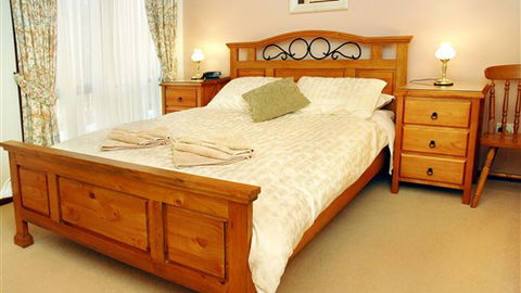 Woodland By The Bay - Accommodation Guide 5