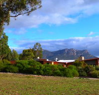 Meringa Springs - Accommodation Guide