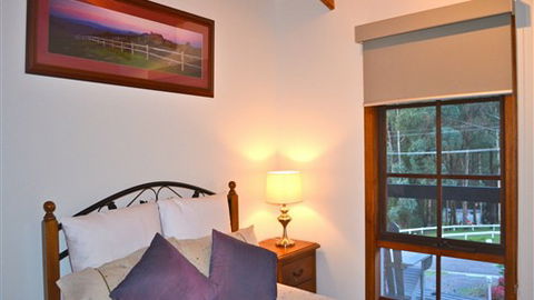 Two Mountains Lodge - Accommodation Guide 4