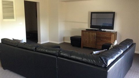 Villa Tarni 17 - Accommodation Asia 2