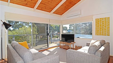 Barrakee Beach House - Anglesea - Accommodation China 0