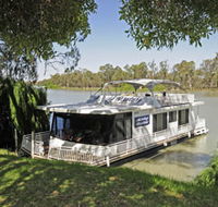 Boats and Bedzzz - The Murray Dream self-contained moored Houseboat - Accommodation Guide